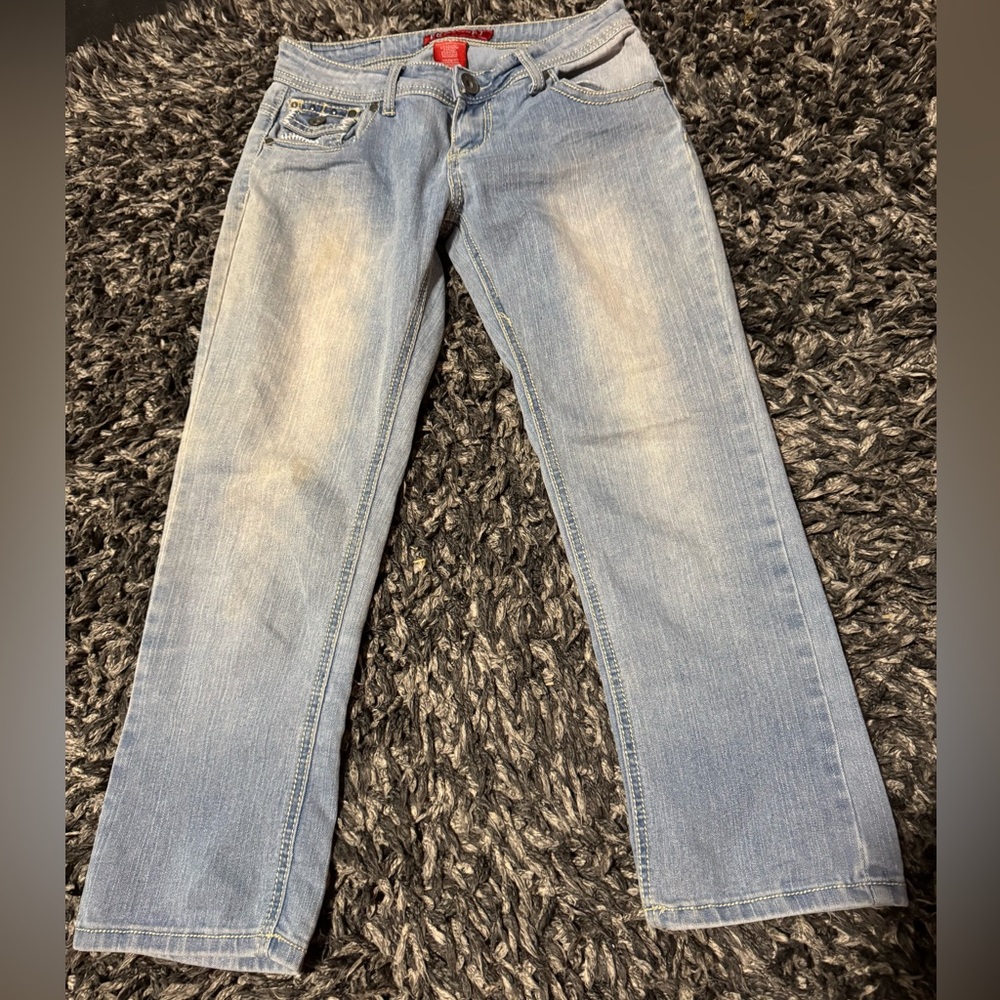 Red Rivet Women's Light Blue Capris